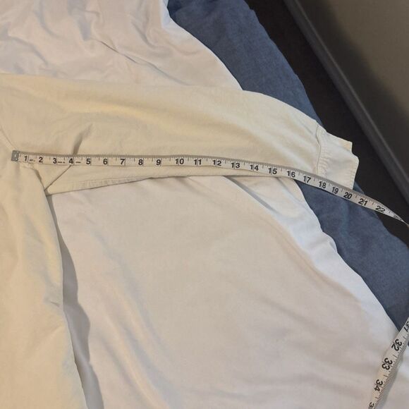 Eddie Bauer Women’s Button Down Blouse Size XXL Tall in Pale Yellow - Picture 6 of 10